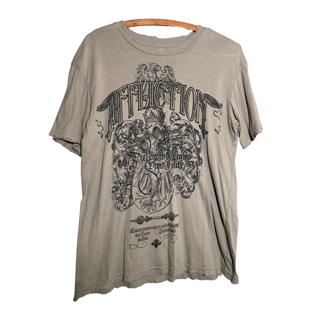 Affliction Mens Graphic T-Shirt Small Distressed Crest MMA Gothic Y2k 90s